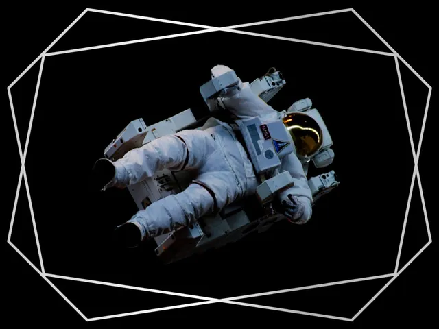 Silver geometric frame for Mac in ImageFramer